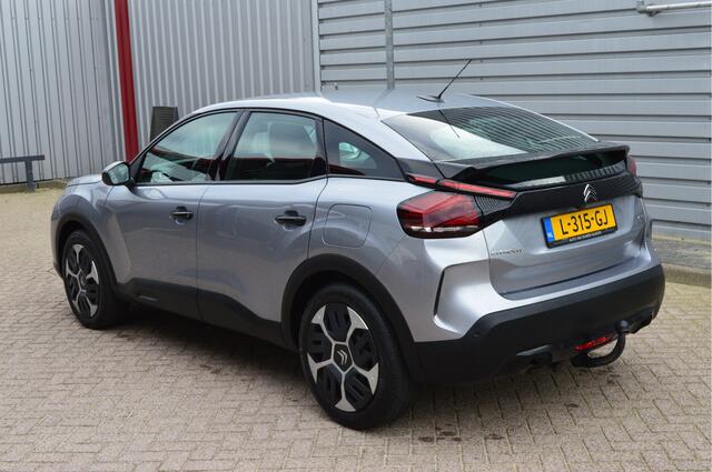 Citroen C4 1.2 Puretech Feel O.a: Trekhaak afneembaar, PDC, Carplay, Dab, Full Led, Nieuwe distributie, Etc... Rijklaar! All-in prijs!