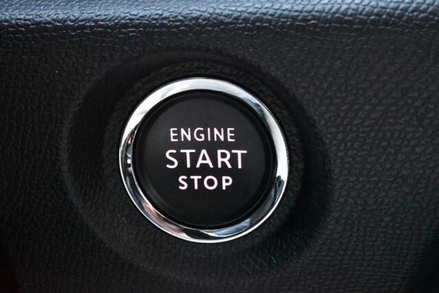 Citroen C4 Puretech EAT8 Feel Edition Automaat | Navi | Airco | Camera achter | Adapt. Cruise controle |