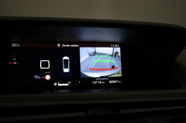 Citroen C4 SpaceTourer 1.2 PureTech Business 7 Persoons - Carplay, Camera, Trekhaak
