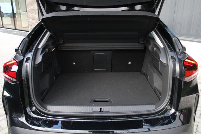 Citroen C4 1.2 Puretech Shine Pack Business 130pk - Pano - HUD - Navi - Stoelverwarming - Massage - Camera - Keyless - Rijklaar