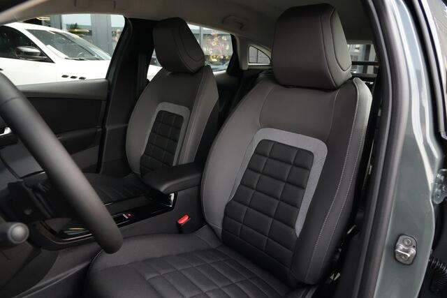 Citroen C4 1.2 Hybrid 145pk Plus 145pk Navigatie/Cruise/Camera