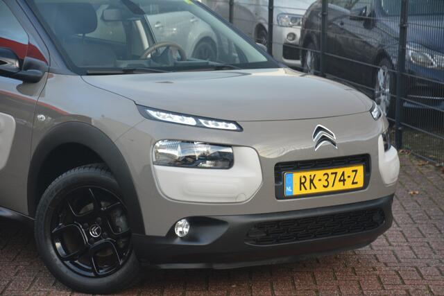 Citroen C4 CACTUS 1.2 PureTech Shine | Navigatie | Cruise-control | Pano | Clima | NL auto!! |