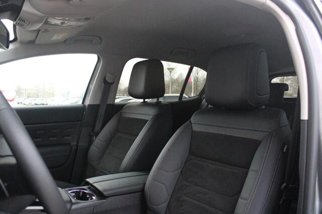 Citroen C5 Aircross 1.2 136PK AUTOMAAT Hybrid ë-SERIES | ELEKTRISCH BEDIENBARE BESTUURDERSSTOEL | APPLE CARPLAY/ANDROID AUTO | NAVIGATIE | FULL LED KOPLAMPEN | CLIMATE CONTROL | DAB+ RADIO | 19" LICHTMETALEN VELGEN | KEYLESS ENTRY/START | DODEHOEK DETECTIE | ADAPTIV