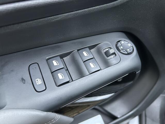 Citroen C5 Aircross 1.2 PureTech Feel 50% deal 8.975,- ACTIE Camera / Clima / Carplay / Cruise / LED