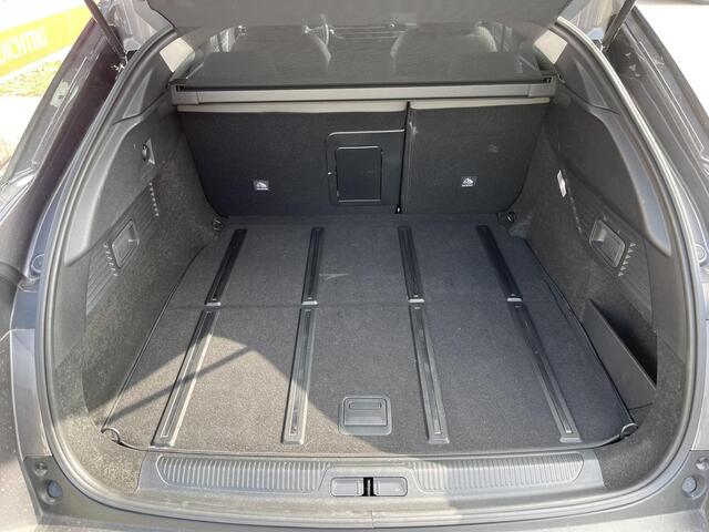 Citroen C5 X 1.6 Plug-in Hybrid Shine 19''/Leder/Dodehoek/Head-up display/Keyless/Stuur+stoelverwarming/Voorruitverwarming/DAB+/Camera