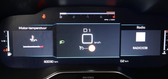 Citroen C5 Aircross 130 Pk. *** Automaat *** Feel Edition 100% Benzine * Nieuw Type * Keyless Entry & Start Button * 3 Stoelen 2e zitrij * Speciale Bekleding * L.M. Velgen * Climate & Cruise Control * Navigatie en Spotify via Apple Car Play of Android Auto * Vingerh