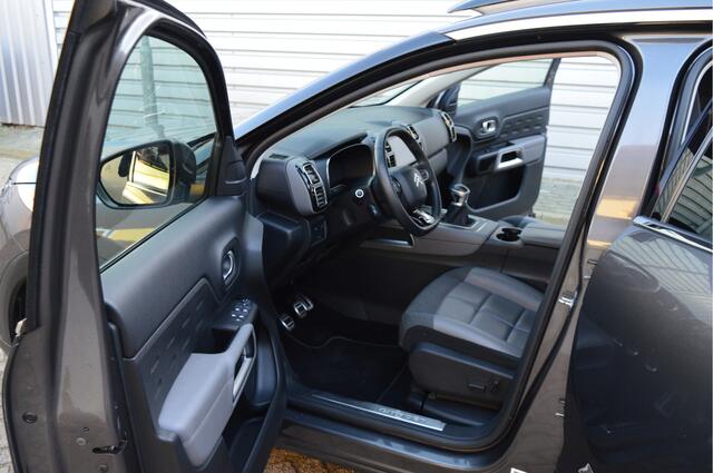 Citroen C5 Aircross 1.2 PureTech Business Plus O.a: Afn Haak, ACC, Stoelverw, Clima, Camera, Etc. All-in prijs!