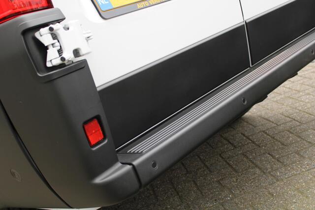Citroen JUMPER 2.2 BlueHDi 140 S&S L2H2 3.5t Automaat uit voorraad leverbaar! Navigatie, Camera, Parkeersensoren, verzwaarde veren,