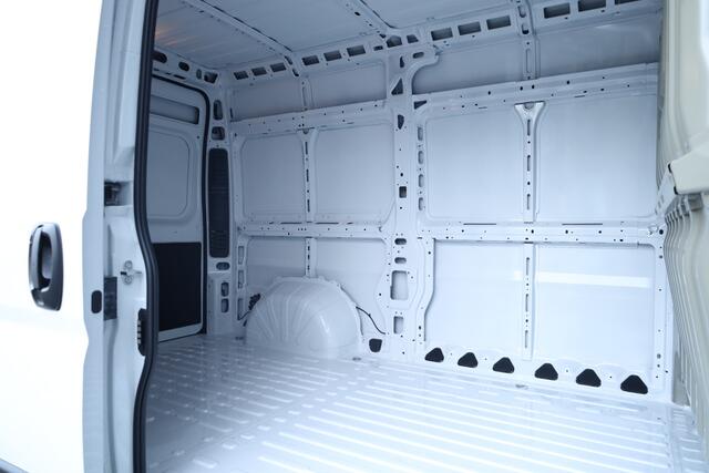 Citroen JUMPER 2.2 BlueHDi 140pk L2H2 3.5t | Automaat | GROEN | Navi | Camera | Adapt.Cruise | Apple Carplay | Smart Key