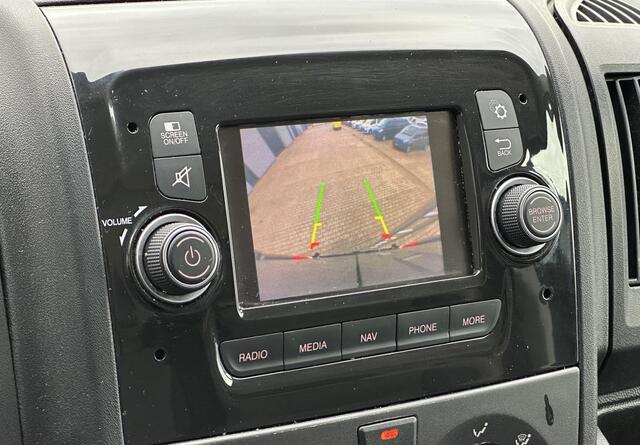 Citroen JUMPER 35 2.2 BlueHDi 140 L2H2 Trekhaak|Navi|Cruise|Metla