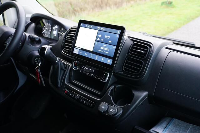 Citroen JUMPER 2.2 BlueHDi 140 L3H2 3.5t Automaat |Topstaat |Camera |Cruise |Navi |Groot scherm |2e Airbag |Trekhaak |Betimmering |Parkeersensoren |1e eigenaar |3500 KG |BPM voordeel!