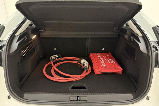 Citroen ë-C4 Feel Pack 50 kWh | Navigatie | Camera | Climate control | Headup display | Keyless | DAB Radio | Cruise control