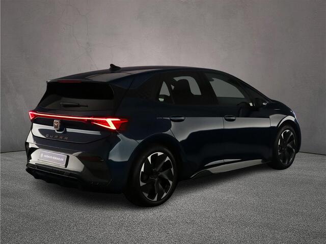 Cupra Born Adrenaline 230pk Automaat Stuurwiel verwarmd, Snelheidsbegrenzer, Parkeersensoren, App connect, LED koplampen, Stoelverwarming, Airco, DAB, Radio