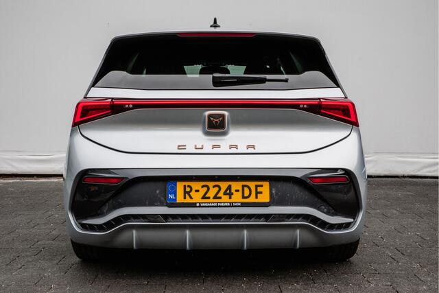 Cupra Born Business 62 kWh 204pk Camera/ Stuur + stoelverwarming/ DAB+/ Sfeerverlichting/ Adapt. cruise