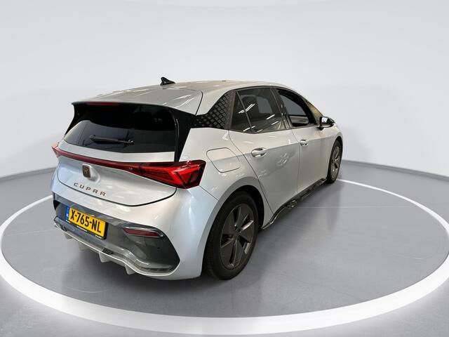 Cupra Born 204pk Business 62 kWh · Camera · Apple/Android Car Play · Navigatie · P-Sensoren · Verkeersbord Herkenning · 18'' Inch ·