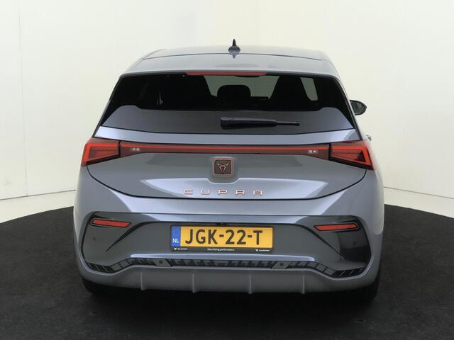 Cupra Born Performance Limited 84 kWh | Sennheiser audio | 360 graden camera | Elektrisch verstelbare stoelen | Carplay | Dodehoek sensor | Travel Assist | Navigatie