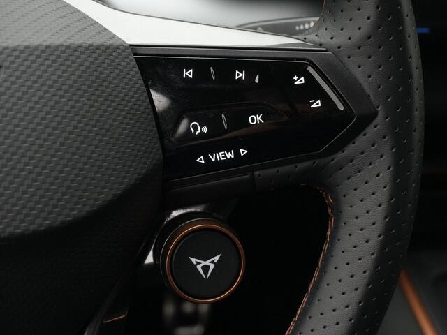 Cupra Born 82 kWh 231 pk Performance | Rondomzicht camera | Stuur-/stoelverwarming | Navigatie | Sportonderstel | 19 inch