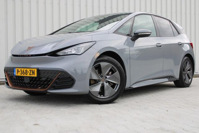 Cupra Born Essential 62 kWh | Incl. 12 maanden garantie | Cruise control | Stuurverwarming | Apple carplay/Android auto | Parkeersensoren | DAB radio | Climate control |
