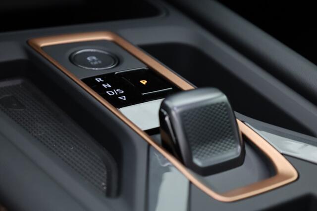 Cupra Formentor 1.5 TSI e-Hybrid ''Nieuw model'' | Pano | 360cam | Travel Assist | Keyless | Navi | Stuurverw.