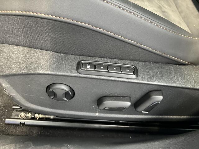 Cupra Formentor 1.5 Tsi 272pk DSG e-Hybrid VZ Performance · Apple/Android Car Play · Camera · Elek. Trekhaak · Elek. Achterklep · Elek. Bestuurdersstoel · 19'' Inch · Garantie t/m 26-01-2028 of 90.000km