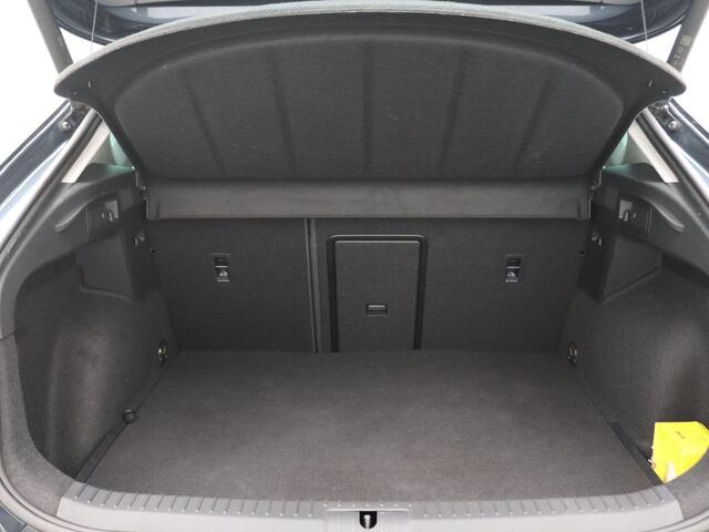 Cupra Formentor 1.4 e-Hybrid Business 204PK DSG Full led, adaptive cruise met travel assist, side assist, stuur-stoelverwarming, keyless, alarm, 18" lichtmetaal