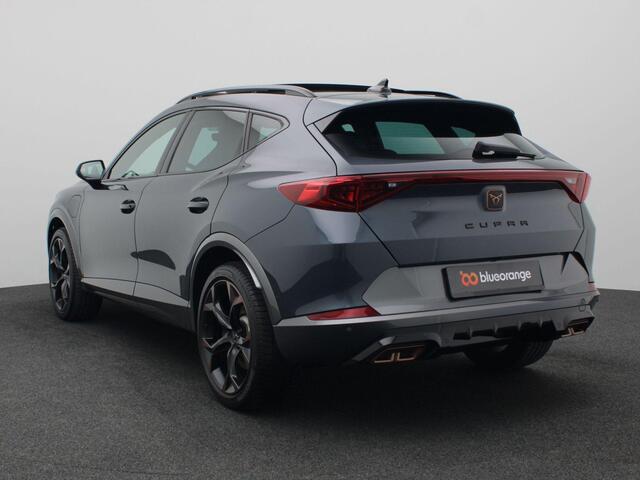 Cupra Formentor 1.4 e-Hybrid VZ Performance 245PK DSG Full led, adaptive cruise met travel assist, side assist, schuif-kanteldak, keyless, stuur-stoelverwarming, achteruitrijcamera, 19" lichtmetaal