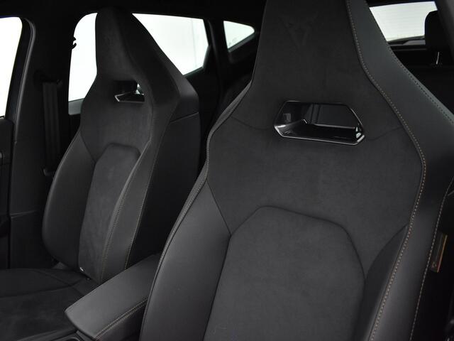 Cupra Formentor 1.5 Tsi 272pk e-Hybrid VZ Performance · Camera · Keyless · Elek. Bestuurderstoel · Apple/Android Car Play · Elk. Trekhaak · 19'' Inch · Garantie t/m 23-01-2028 of 100.000km