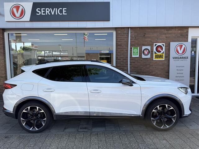 Cupra Formentor 1.4 e-Hybrid VZ Performance CUPRA Formentor 1.4 e-Hybrid VZ | verwarmde stoelen + stuurwiel | half leder bekleding | Apple Carplay/Android Auto |
