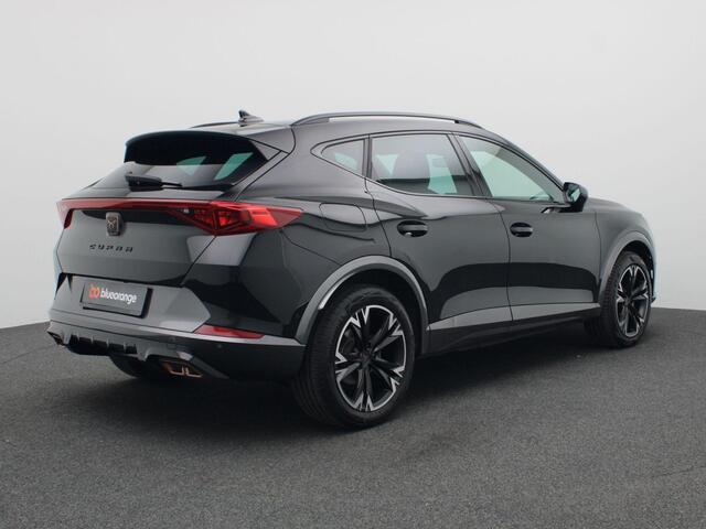 Cupra Formentor 1.4 e-Hybrid Business 204PK DSG full led, adaptive cruise met travel assist, keyless, stuur-stoelvewrarming, 18" lichtmetaal
