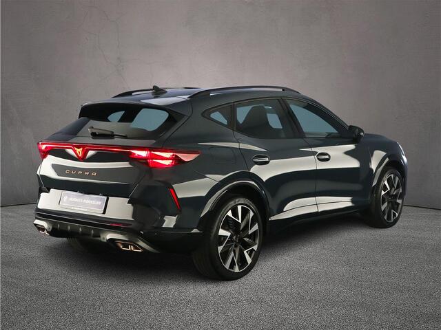 Cupra Formentor VZ Performance 1.5 TSI e-Hybrid 272pk DSG Automaat Trekhaak, Adaptive cruise control, Elektrische achterklep, Navigatie, Achteruitrijcamera