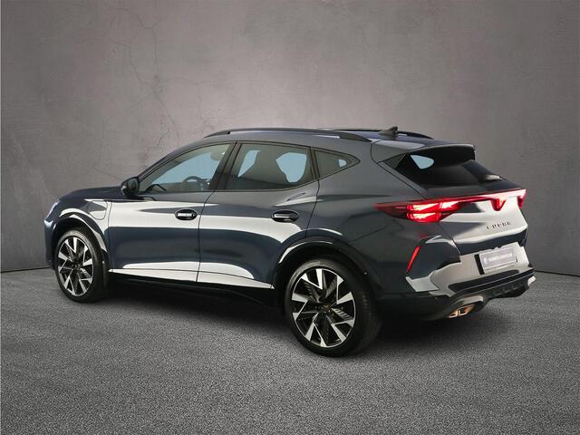 Cupra Formentor VZ Performance 1.5 TSI e-Hybrid 272pk DSG Automaat Adaptive cruise control, Elektrische achterklep, Achteruitrijcamera, Stuurwiel verwarmd, LED koplampen, Stoelverwarming