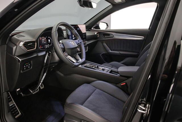 Cupra Formentor VZ Performance 1.5 TSI e-Hybrid 272pk DSG Automaat Trekhaak, Adaptive cruise control, Achteruitrijcamera, LED koplampen, Elektrische achterklep, Stuurwiel verwarmd