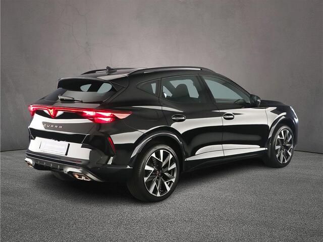 Cupra Formentor VZ Performance 1.5 TSI e-Hybrid 272pk DSG Automaat Trekhaak, Adaptive cruise control, Achteruitrijcamera, LED koplampen, Elektrische achterklep, Stuurwiel verwarmd