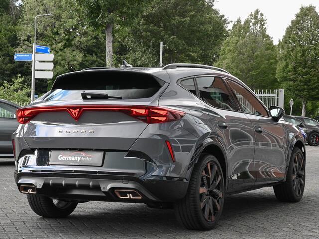 Cupra Formentor 1.5TSI 272pk eHybrid VZ Perf NIEUW! Pano 19-Inch Sennheiser Sfeerverl DCC Keyless ACC VOL!!!