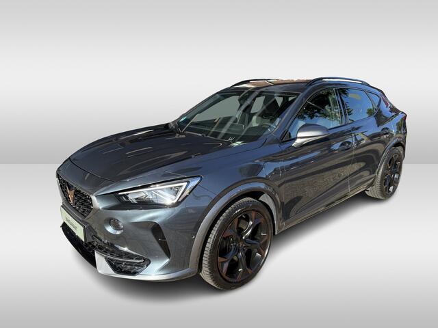 Cupra Formentor 1.4 e-Hybrid VZ Performance | 245 pk / 180Kw | verwarmde stoelen + stuurwiel | half leder bekleding | Apple Carplay/Android Auto |