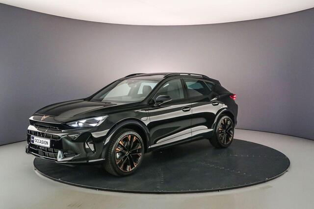 Cupra Formentor Business 1.5 TSI eHybrid 204pk DSG Automaat Panoramadak, Adaptive cruise control, Navigatie, Elektrische achterklep, 360 camera, Achteruitrijcamera, LED verlichting
