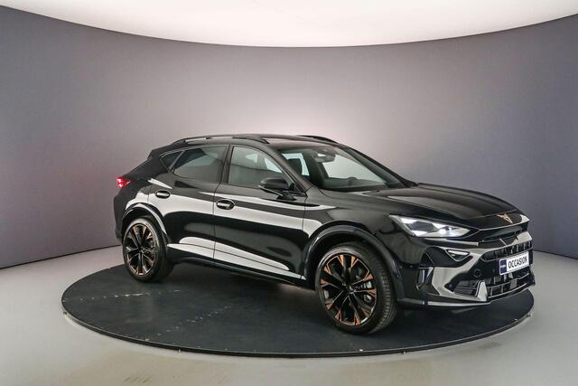 Cupra Formentor Business 1.5 TSI eHybrid 204pk DSG Automaat Panoramadak, Adaptive cruise control, Navigatie, Elektrische achterklep, 360 camera, Achteruitrijcamera, LED verlichting