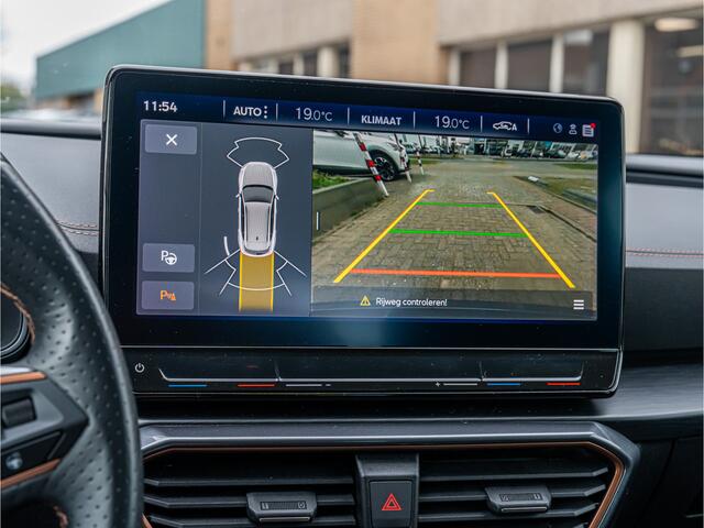 Cupra Formentor 1.4 e-Hybrid VZ Performance 245 PK SCHAALSTOELEN CAMERA 19 INCH BLACK OPTIC