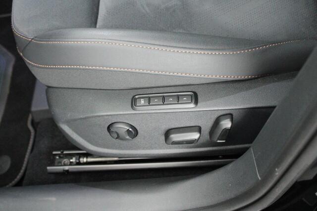 Cupra Formentor 1.5 TSI 272pk e-Hybrid VZ Performance Sennheiser Keyless Memory Camera Navigatie