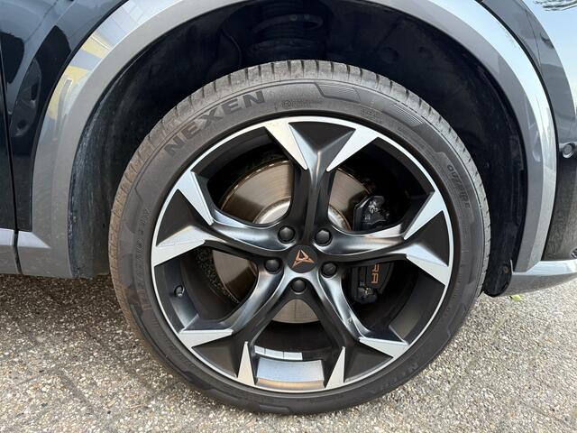 Cupra Formentor 1.4 e-Hybrid VZ Performance 245 pk / 180Kw gecombineerd | verwarmde stoelen + stuurwiel | half leder bekleding | Apple Carplay/Android Auto |