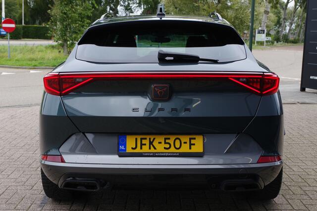 Cupra Formentor 1.4 TSI e-Hybrid 204 PK Essential, Climate Control, Sfeerverlichting, Carplay
