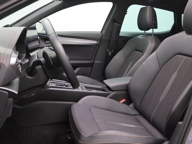 Cupra Formentor 1.4 e-Hybrid Performance 204PK DSG Pano-Schuifdak, Full led, Adaptieve Cruise Controle, Achteruitrijamera, Keyless, Stoel-Stuurverwarming, Elektr. Achterklep, 19" LM Velgen