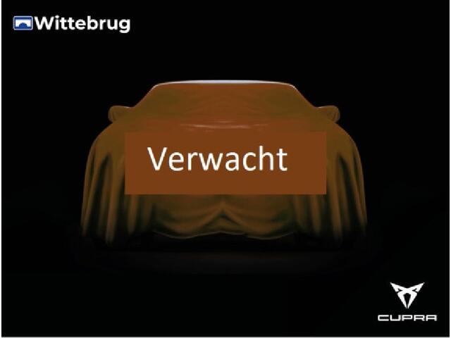 Cupra Formentor 1.4 245pk e-Hybrid Performance Panoramadak / Navigatie High / App-connect / Verwarmbare stoelen voor & verwarmbaar stuurwiel / 19" LM Velgen