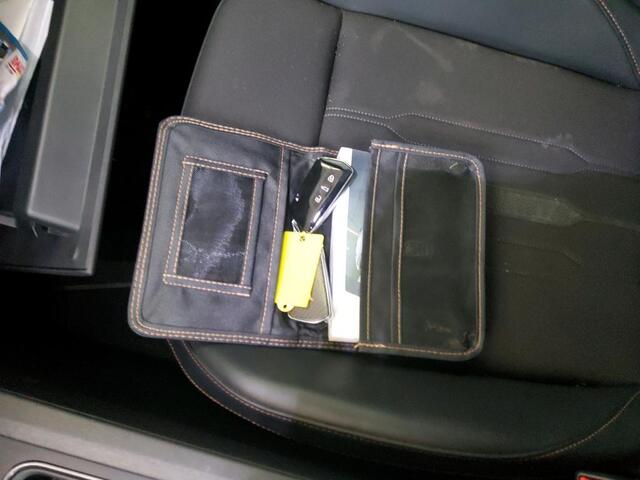 Cupra Formentor 1.4 e-Hybrid VZ Copper Edition 245PK | 2e Eigenaar | Dealer Onderh. | BTW | Cupra knop | Sfeer | 1 Laadkabel | Donkere Hemel | Matrix Led | Stuur+Stoelverwarming | Camera | Carplay | Ad Cruise | Climate Control | Elek Klep |