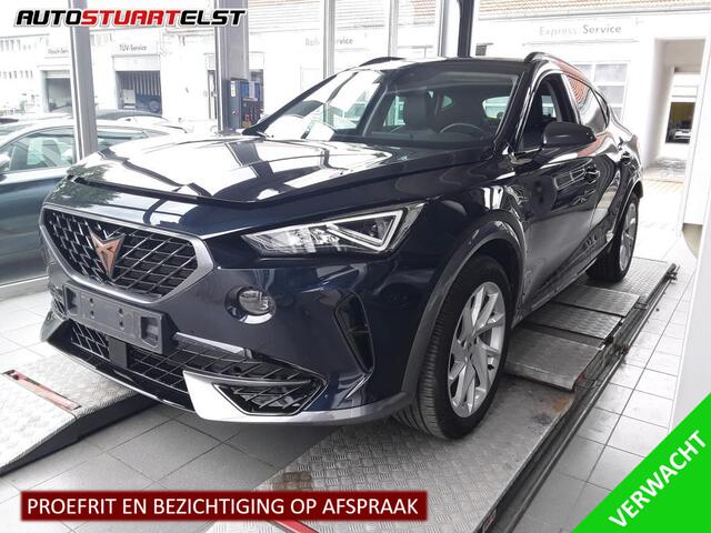 Cupra Formentor 1.4 e-Hybrid Business 204PK | 1e Eigenaar | Dealer Onderh. | BTW | 2 Laadkabels | Sfeer | Donkere Hemel | Stoel/Stuur Verwarming | Carplay | Ad Cruise | Full Led | Keyless | PDC