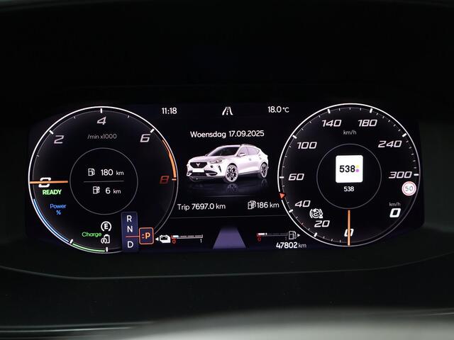 Cupra Formentor 1.4 e-Hybrid Performance | 245 PK | SoH 89% | Trekhaak wegklapbaar | Panoramadak | Navigatiesysteem | Adaptive cruise control |