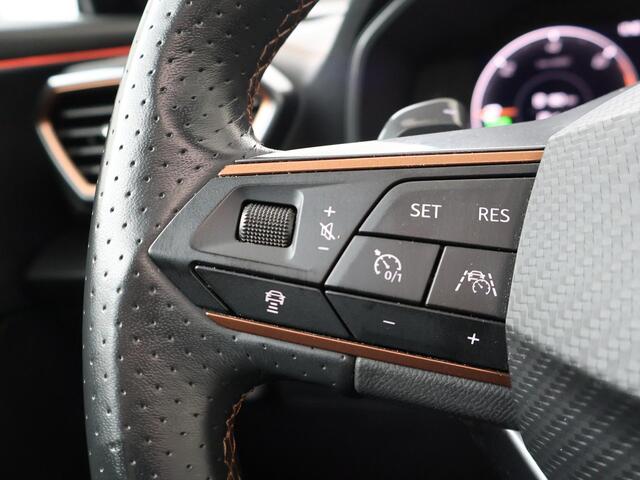 Cupra Formentor 1.4 e-Hybrid Performance | 245 PK | SoH 89% | Trekhaak wegklapbaar | Panoramadak | Navigatiesysteem | Adaptive cruise control |