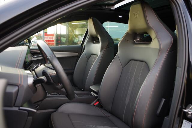 Cupra Formentor 1.4 e-Hybrid 245 PK VZ Copper Edition PHEV, Panoramadak, Kuipstoelen, Carplay, Camera