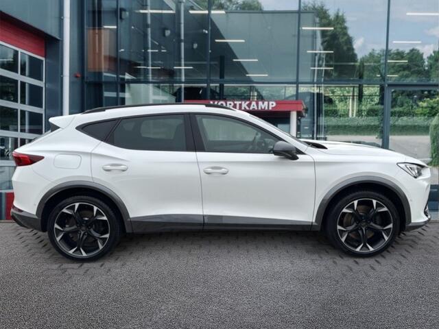 Cupra Formentor 1.4 TSI DSG VZ E-HYBRID TREKHAAK/CAMERA/NAVI/CARPLAY/ACC/STOELVERW