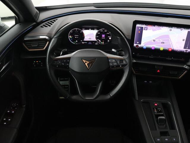 Cupra Formentor 1.4 eHybrid VZ | 245pk | Stoelverwarming | 360 Camera | Adaptive cruise | Carplay | Navigatie | Sfeerverlichting | Keyless | Sportstoelen | Memory | PHEV | Plug In